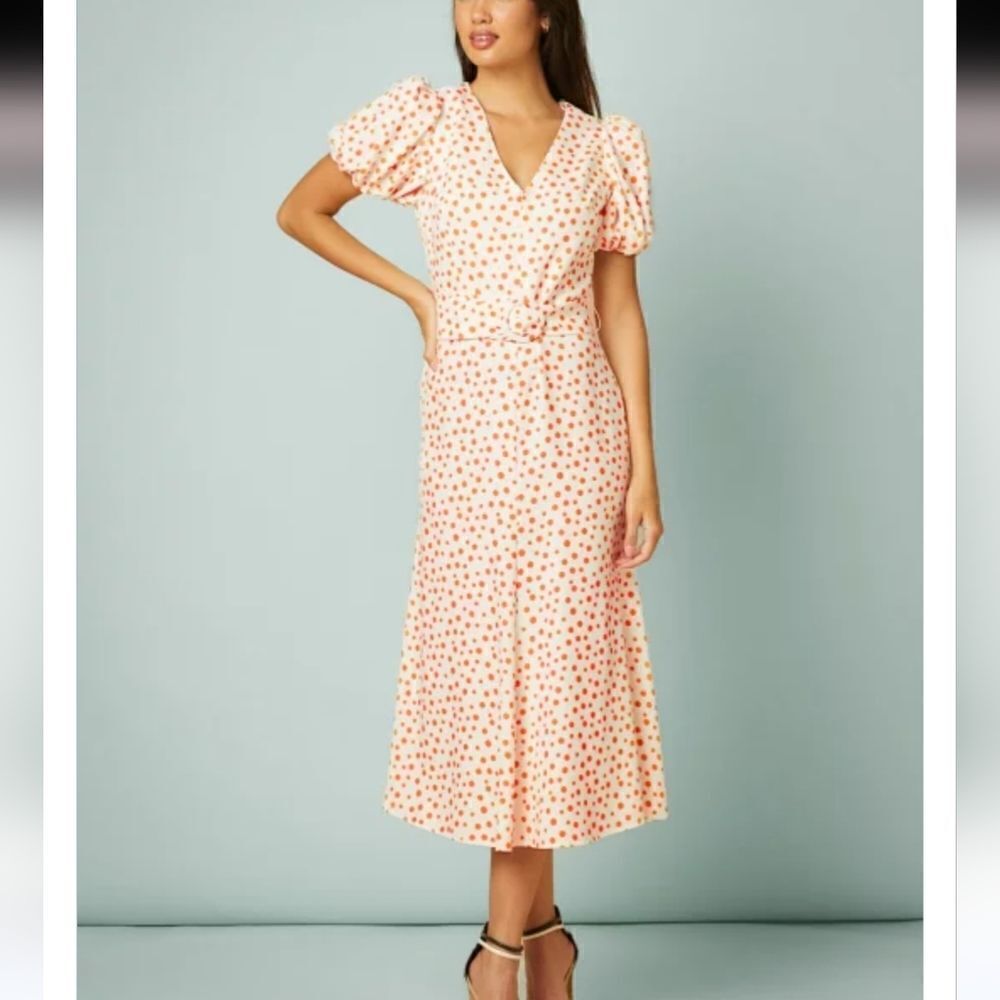 Timeless Retro Dress With Orange Polka Dots